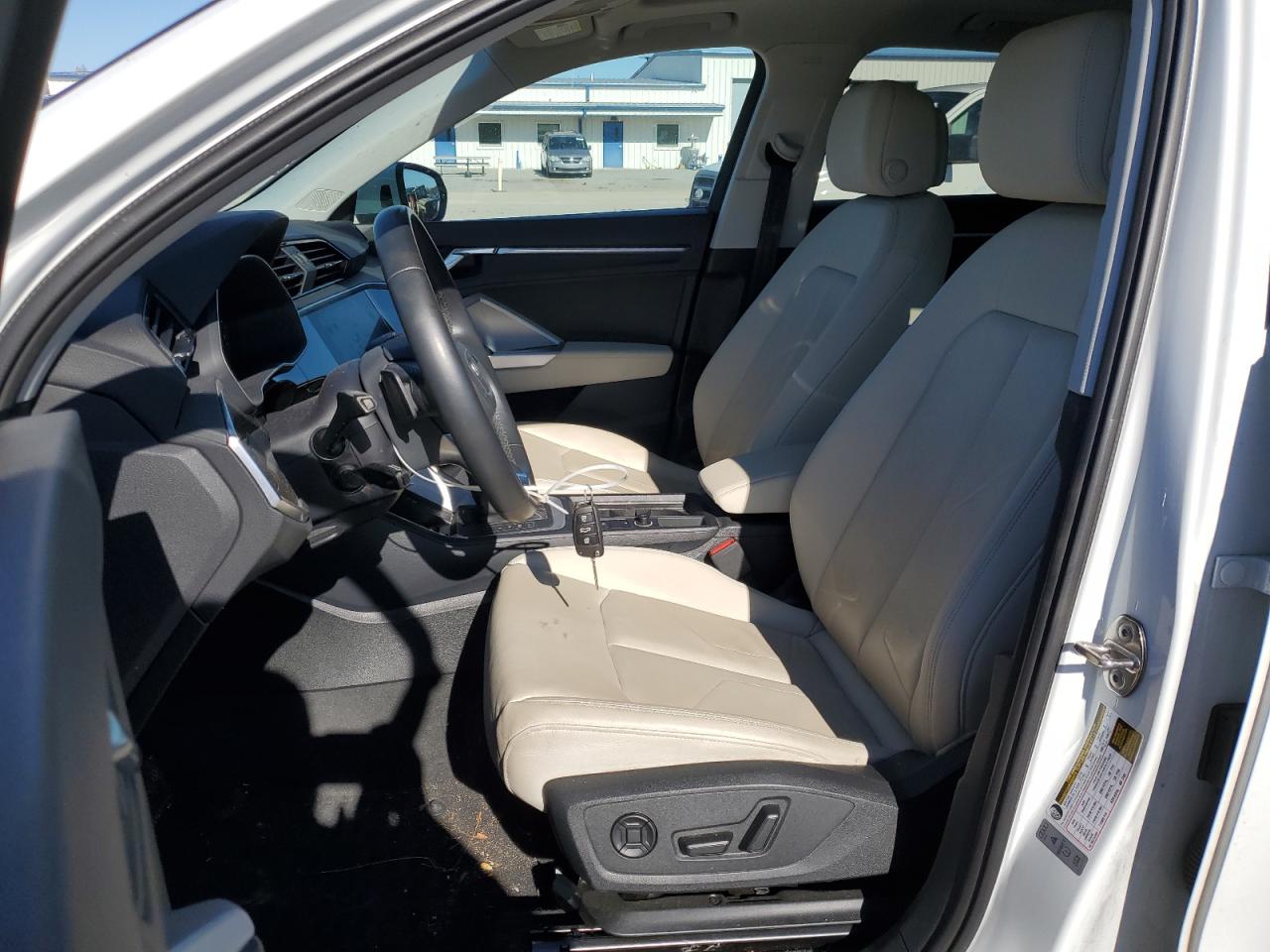 2022 Audi Q3 - Image 7
