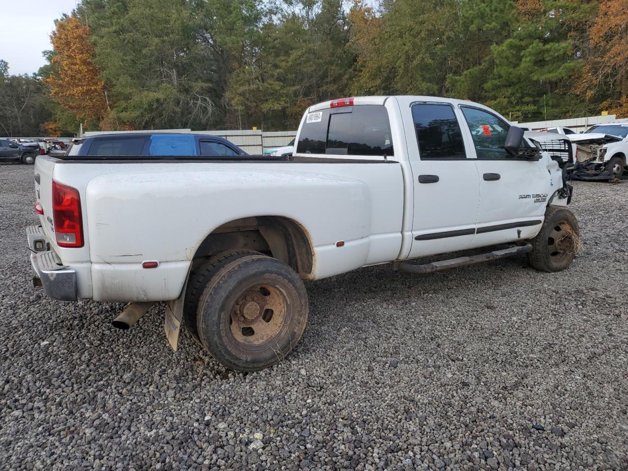 2006 Dodge RAM - Image 3