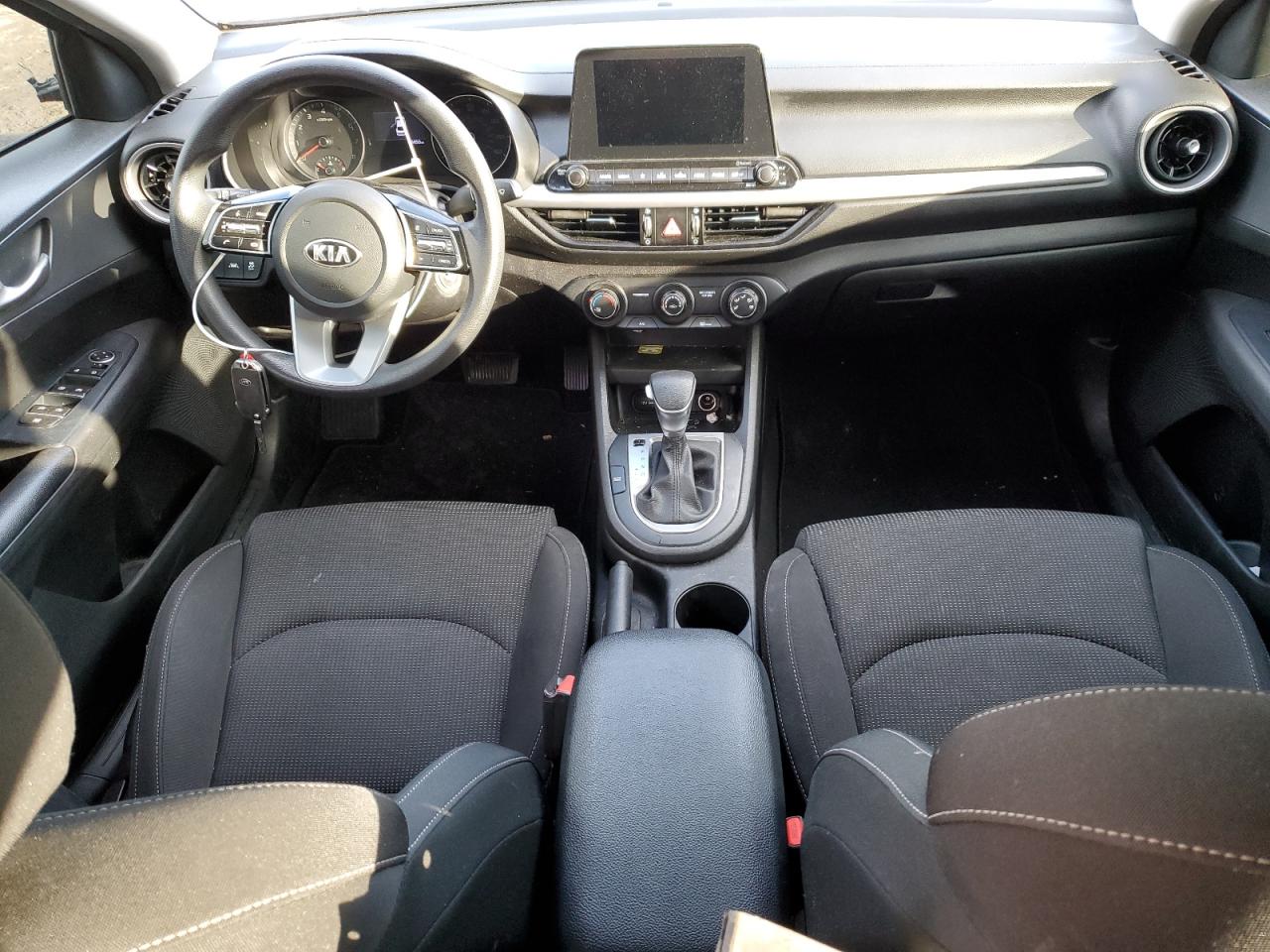 2020 Kia Forte - Image 8