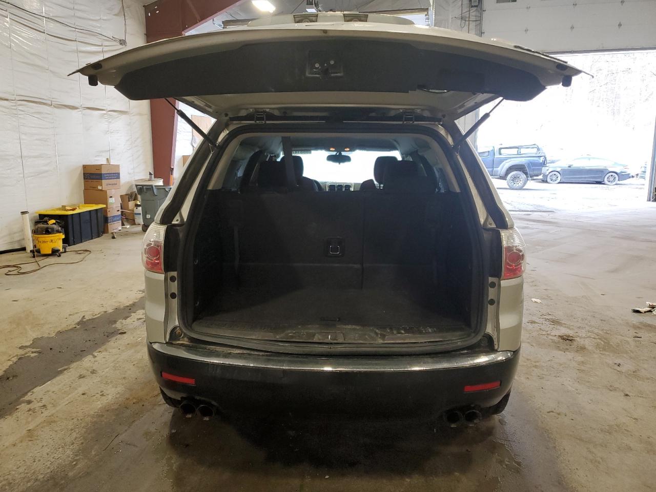 2012 GMC Acadia - Image 6