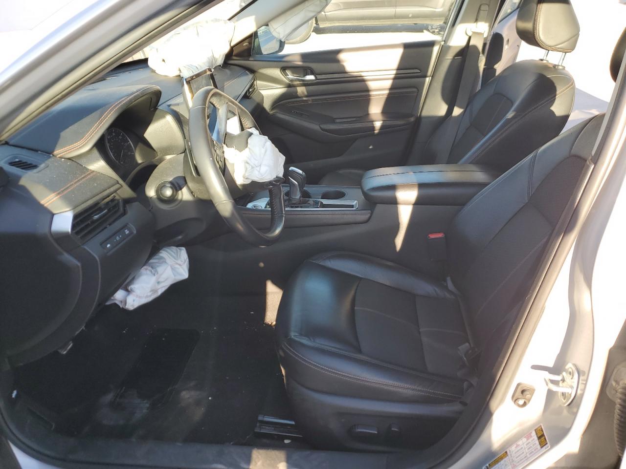 2021 Nissan Altima - Image 7