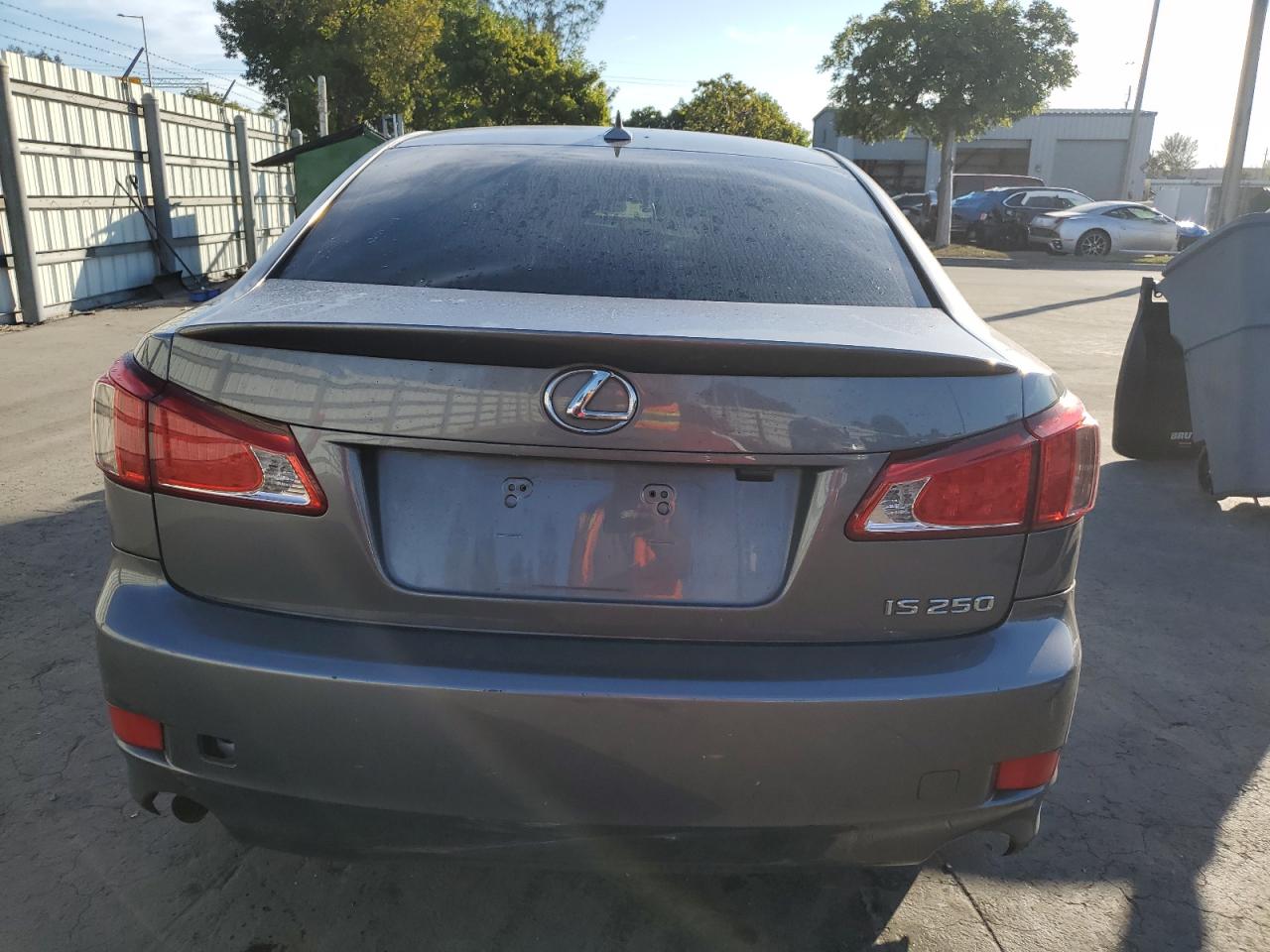 2012 Lexus IS - Image 6