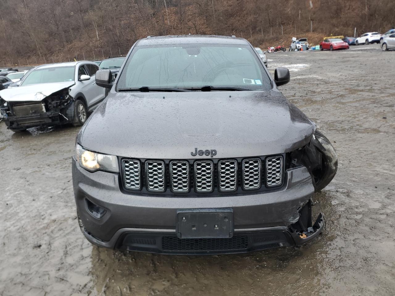 2019 Jeep Grand Cherokee - Image 5