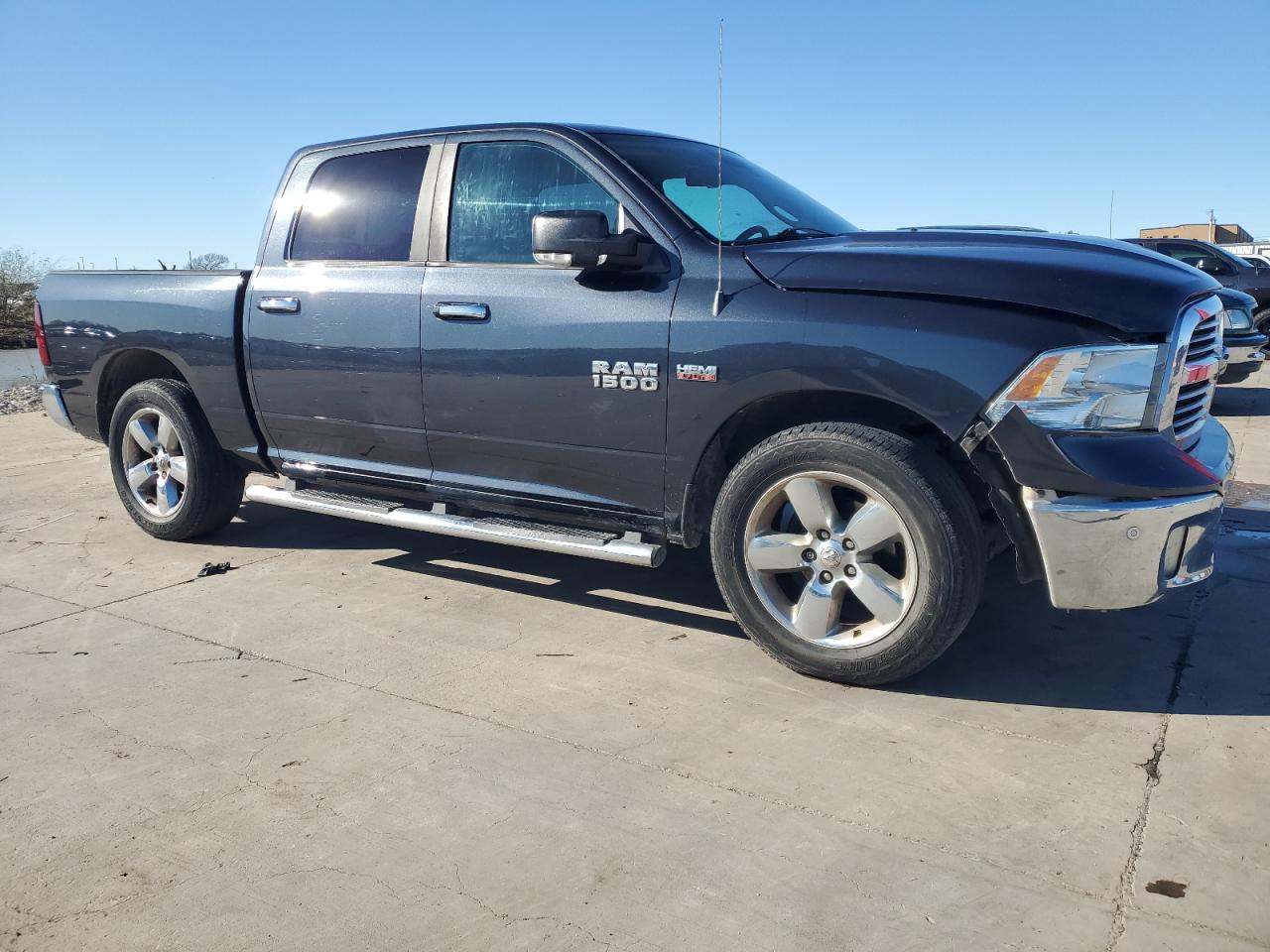 VIN 1C6RR6LT6GS164400 2016 RAM 1500 no.4