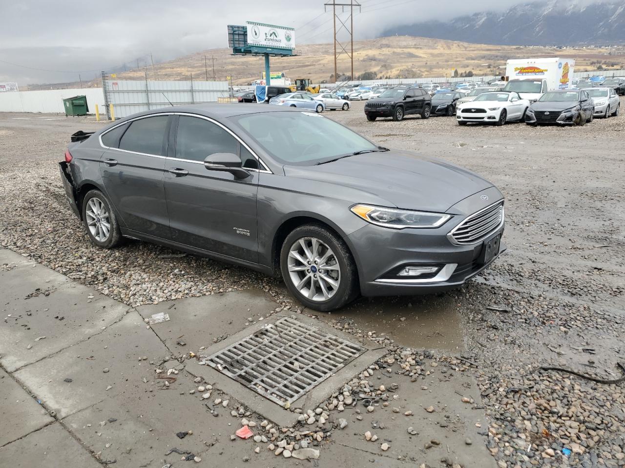 3FA6P0SUXHR329621 FORD FUSION 2017