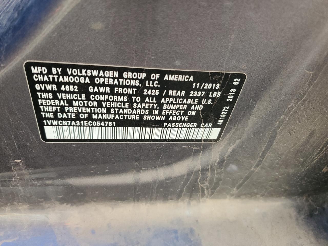 2014 Volkswagen Passat - Image 14