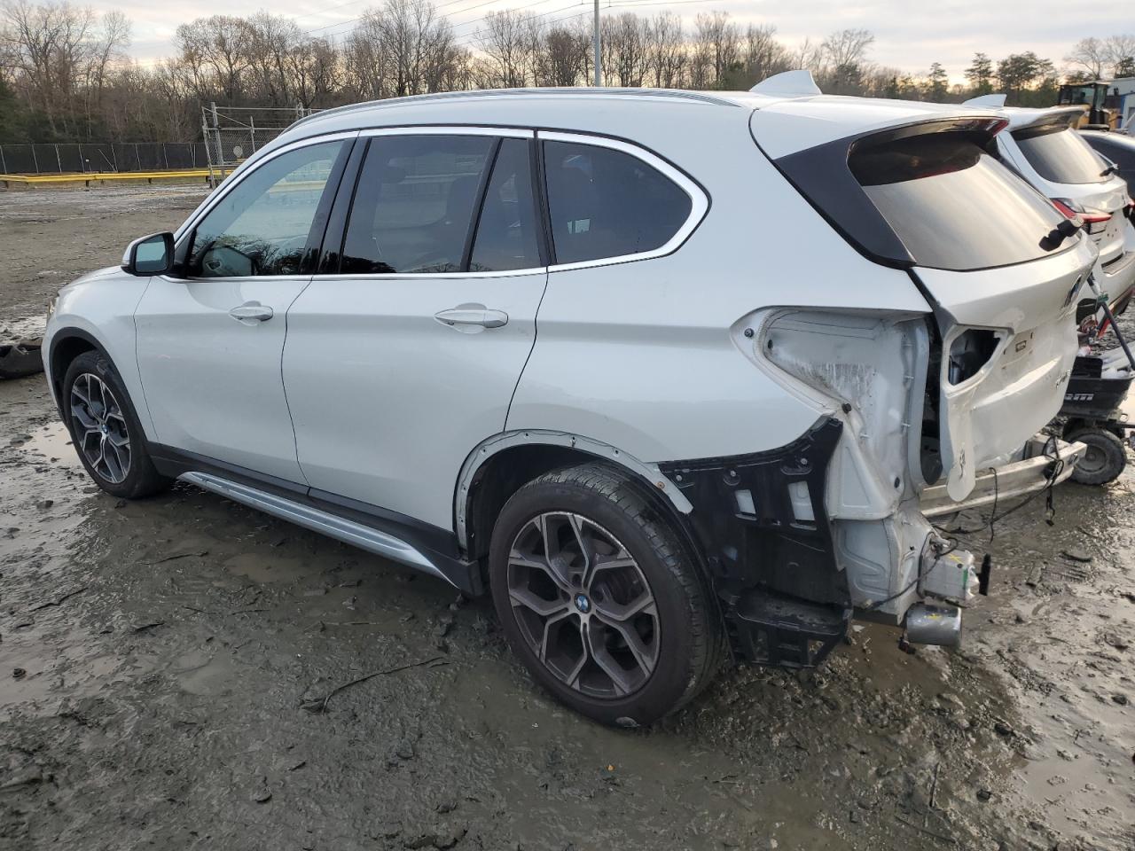 2021 BMW X1 - Image 2