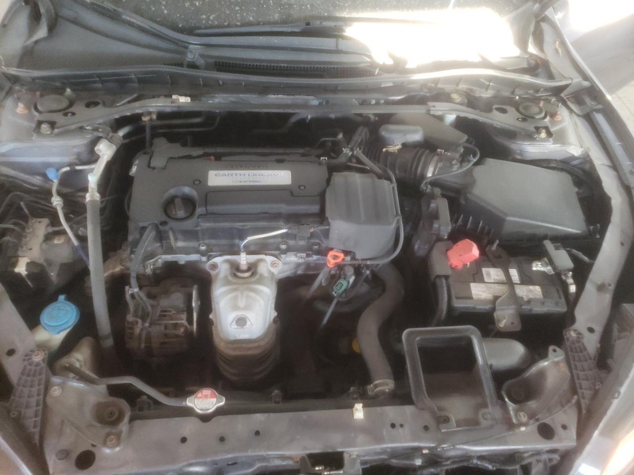 2015 Honda Accord - Image 11