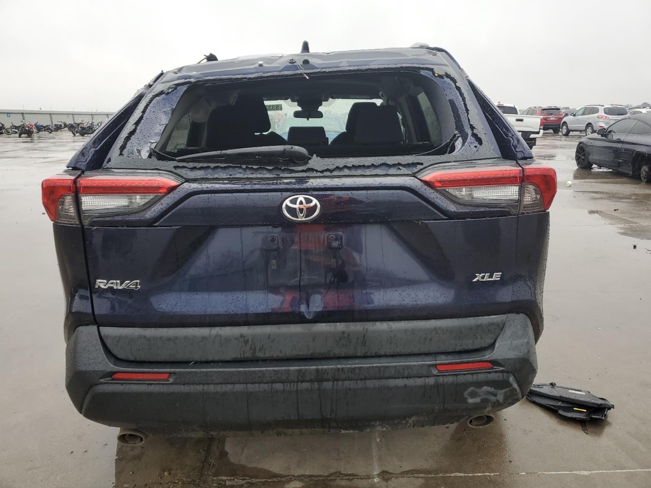 2020 Toyota RAV 4 - Image 6