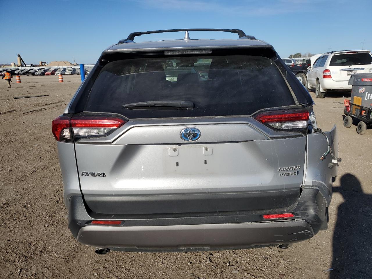 2020 Toyota RAV 4 - Image 6