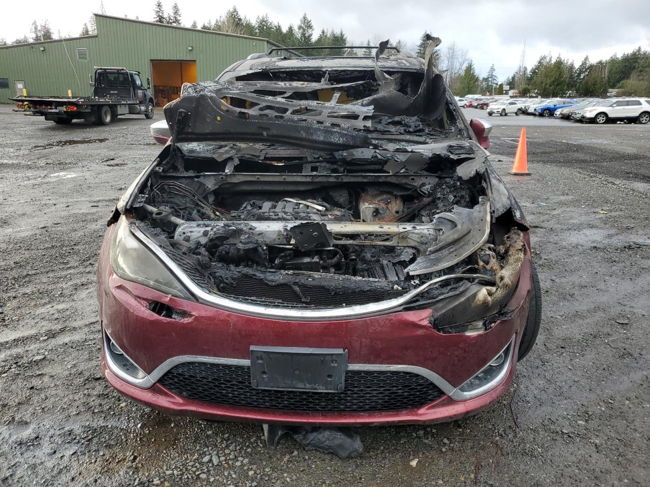 2017 Chrysler Pacifica - Image 5