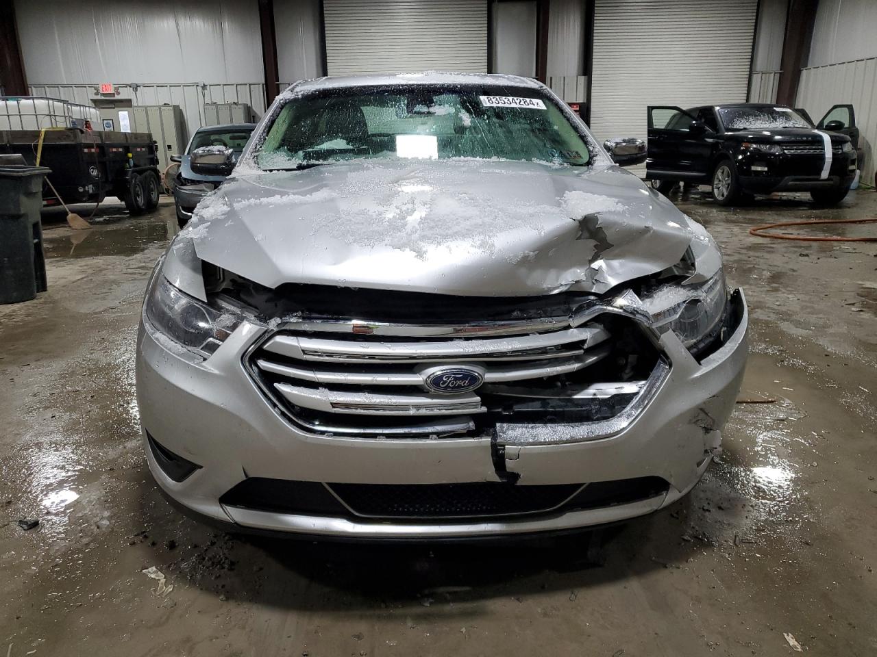 2015 Ford Taurus - Image 5
