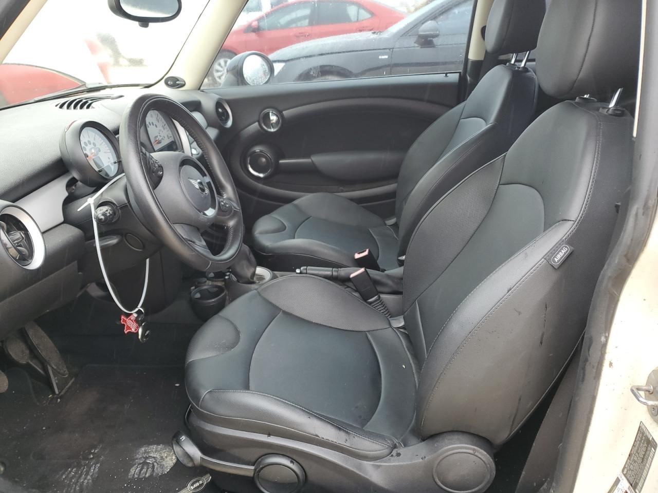 2011 MINI Cooper - Image 7