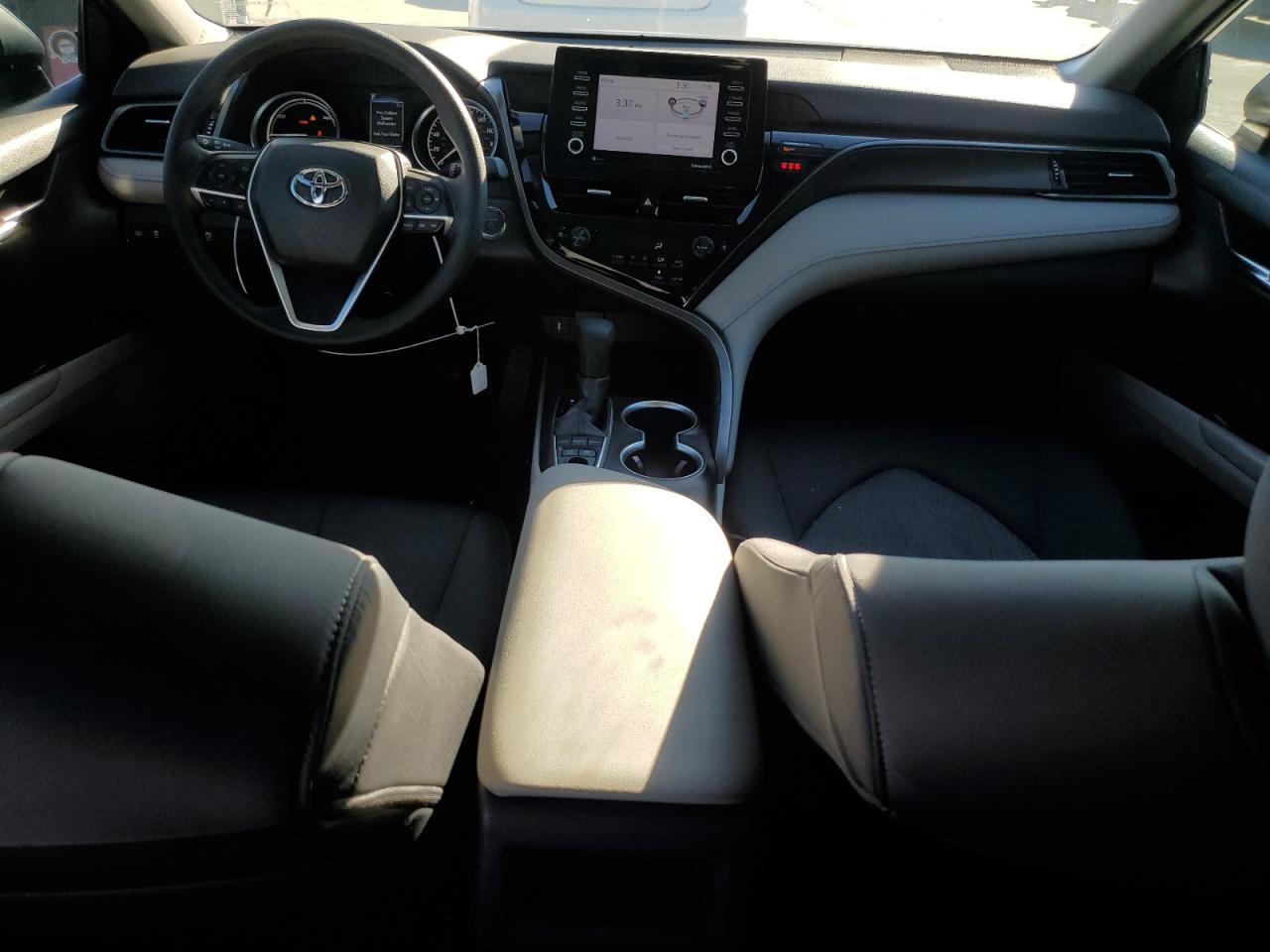2021 Toyota Camry - Image 8