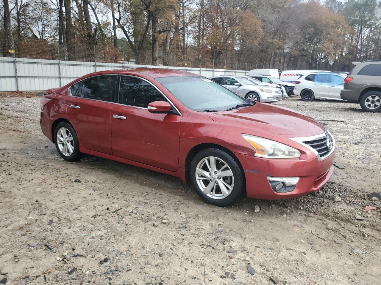 2015 Nissan Altima - Image 4