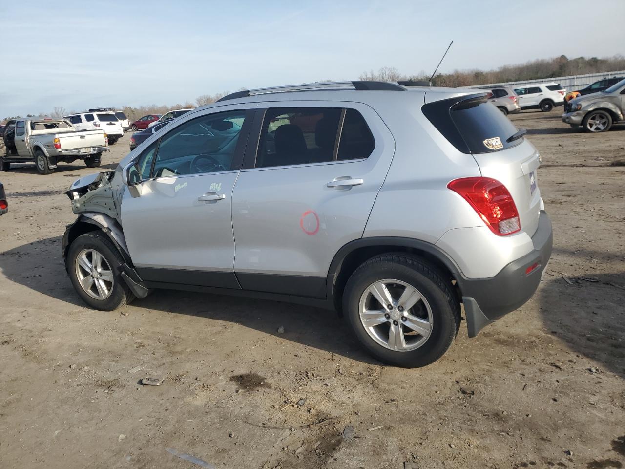 2016 Chevrolet Trax - Image 2
