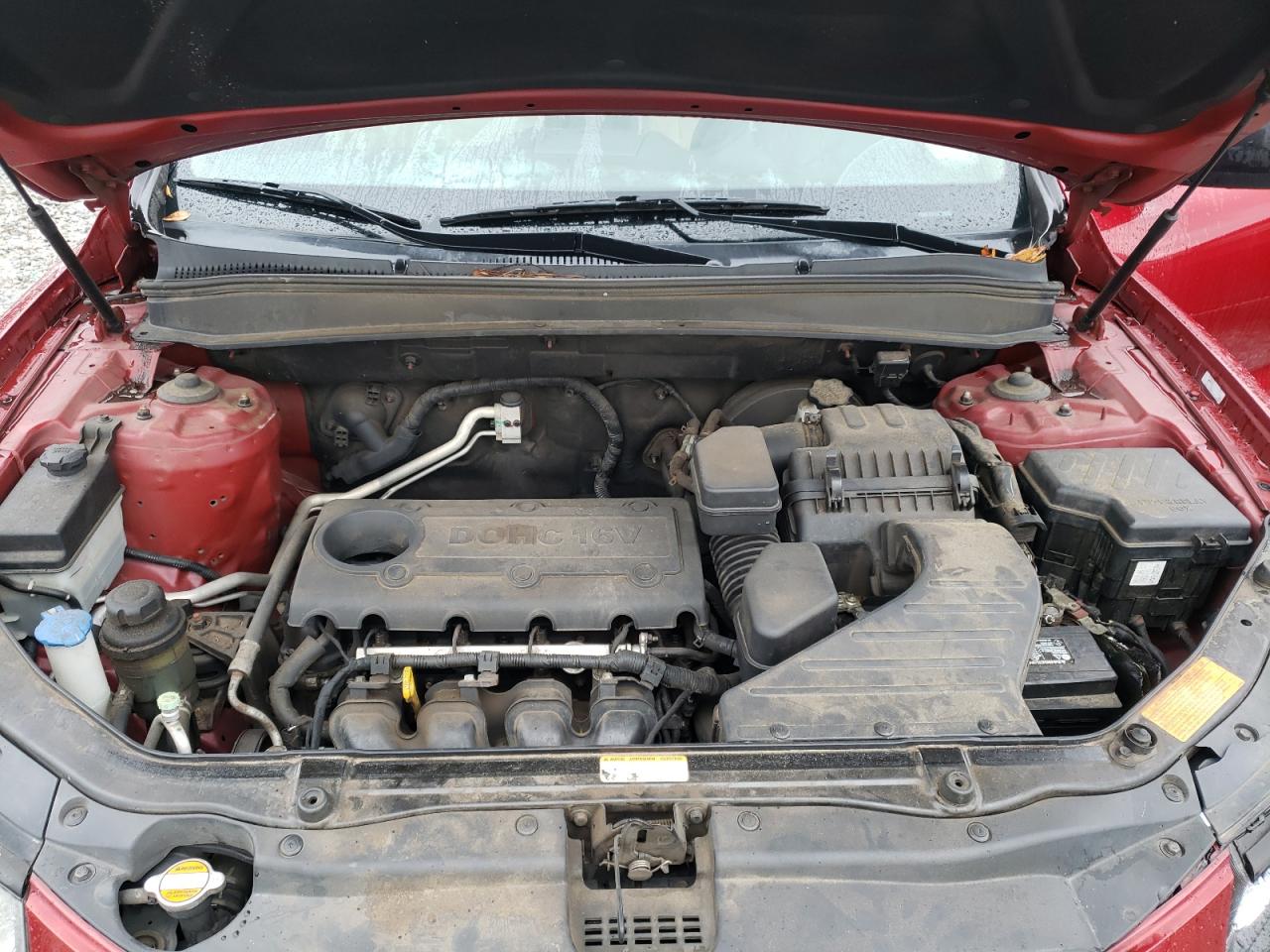 2012 Hyundai Santa Fe - Image 12