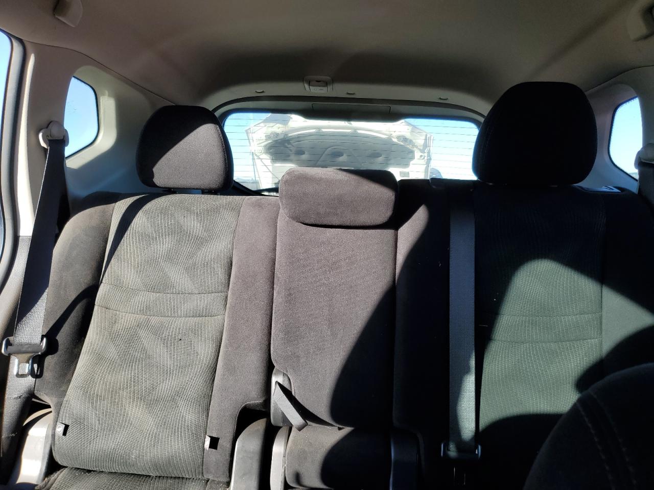 2016 Nissan Rogue - Image 10