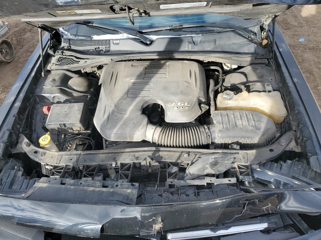 2015 Dodge Challenger - Image 11