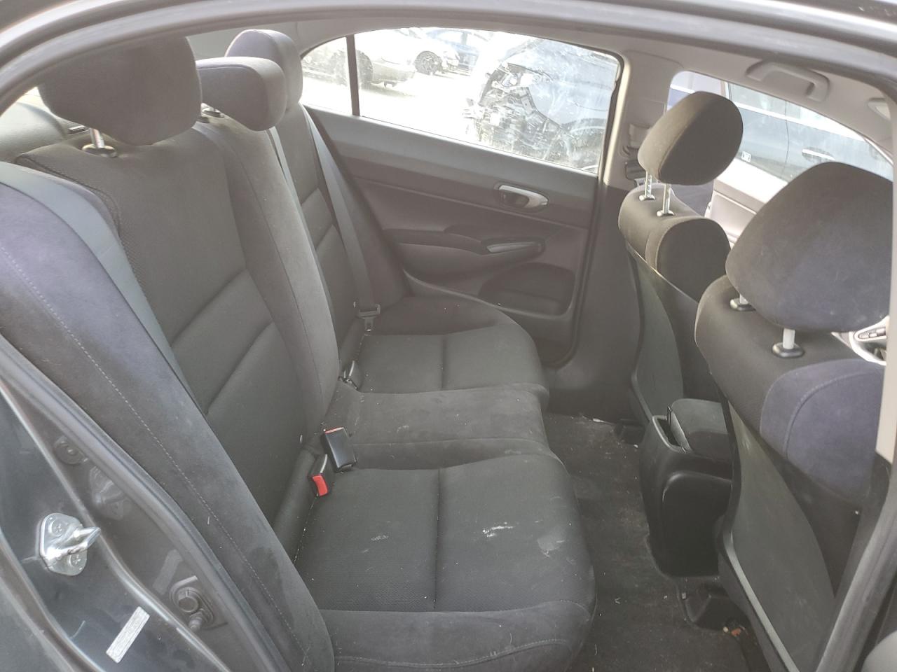 2011 Honda Civic - Image 10