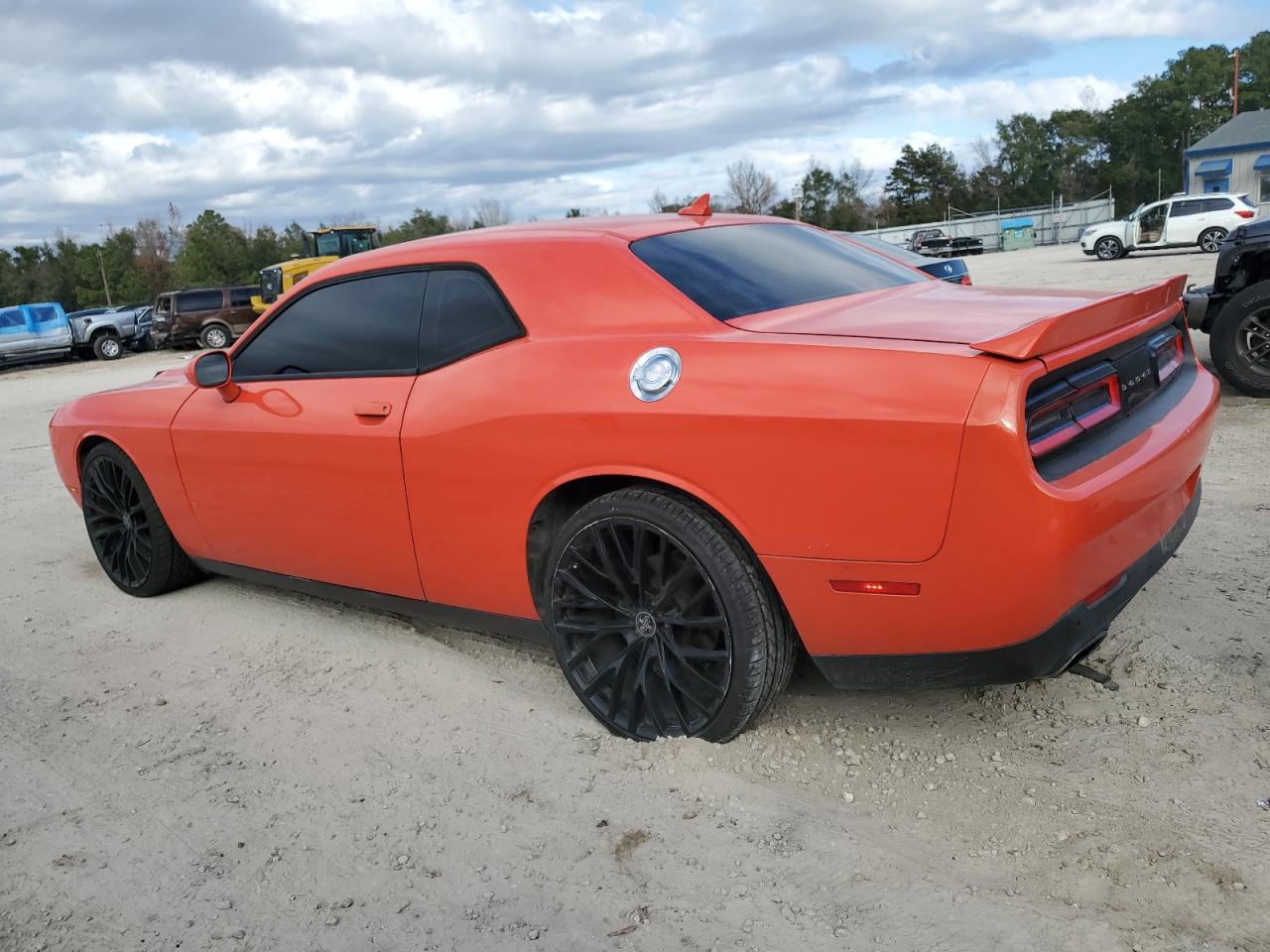 VIN 2C3CDZAG2GH354419 2016 DODGE CHALLENGER no.2