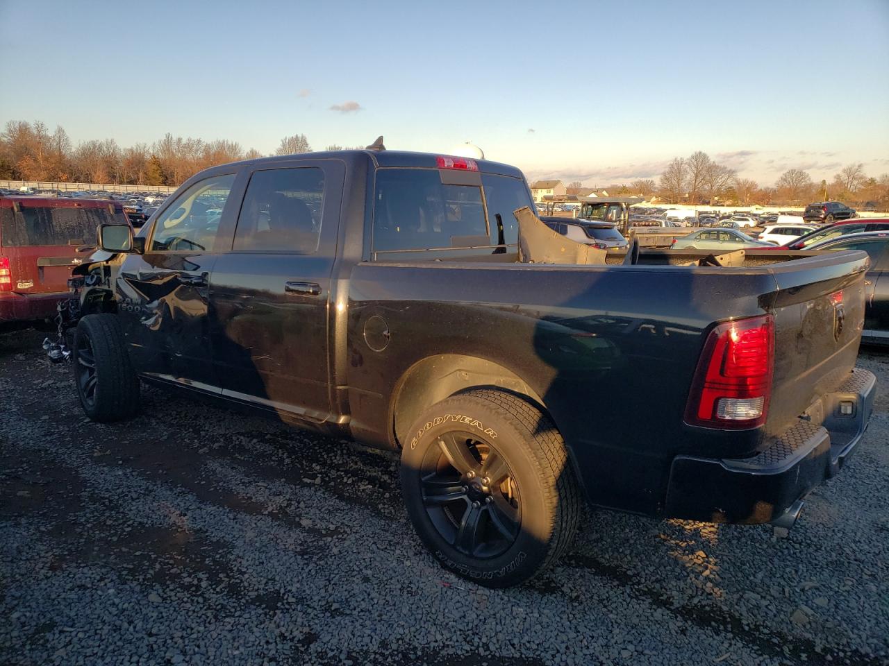 2018 RAM 1500 - Image 2