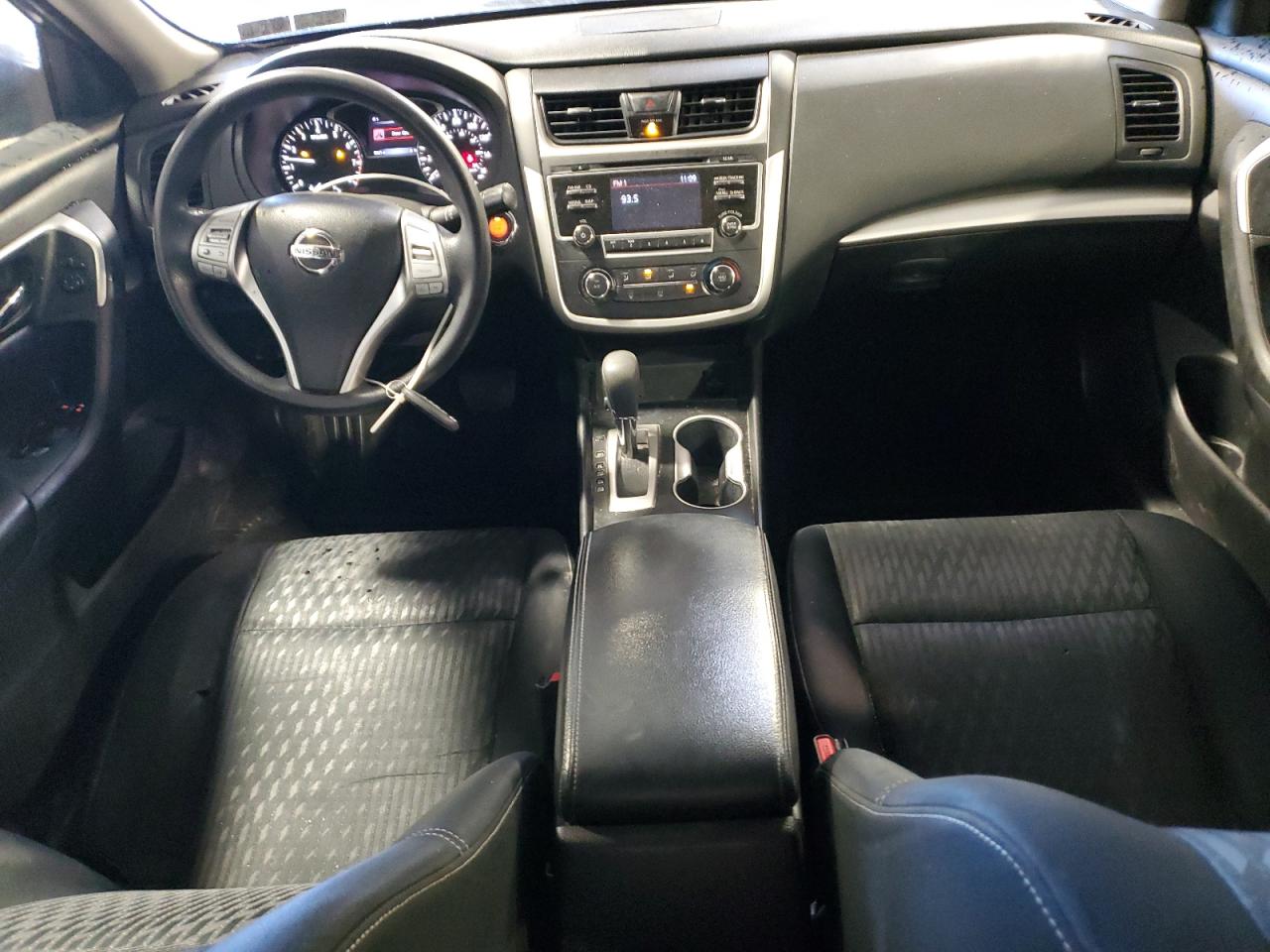 2018 Nissan Altima - Image 8
