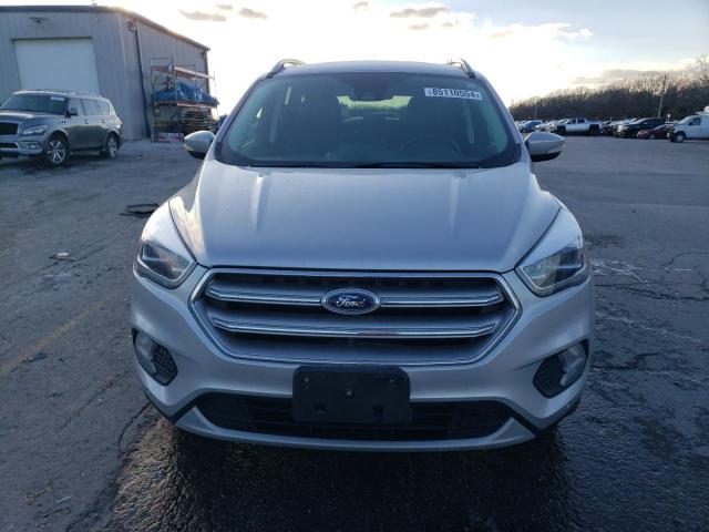  FORD ESCAPE 2017 Srebrny