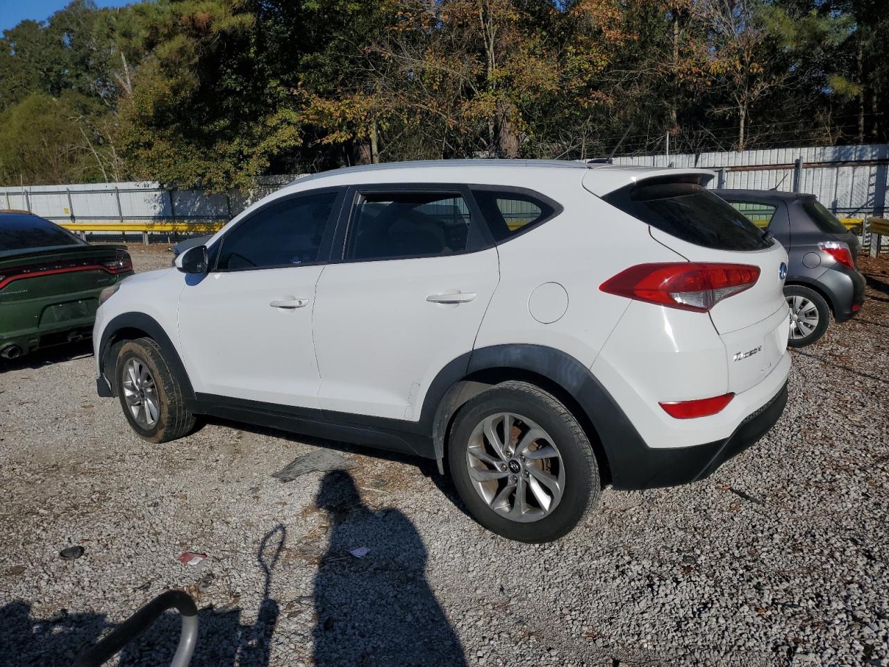 2016 Hyundai Tucson - Image 2