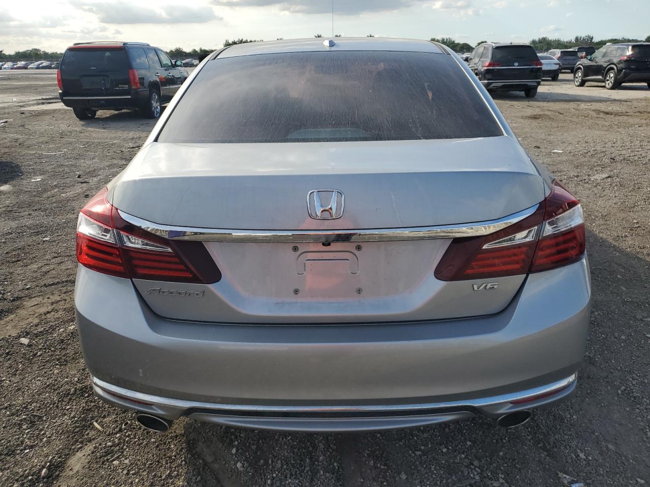 2017 Honda Accord - Image 6