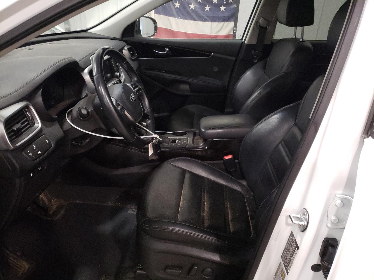 2019 Kia Sorento - Image 7