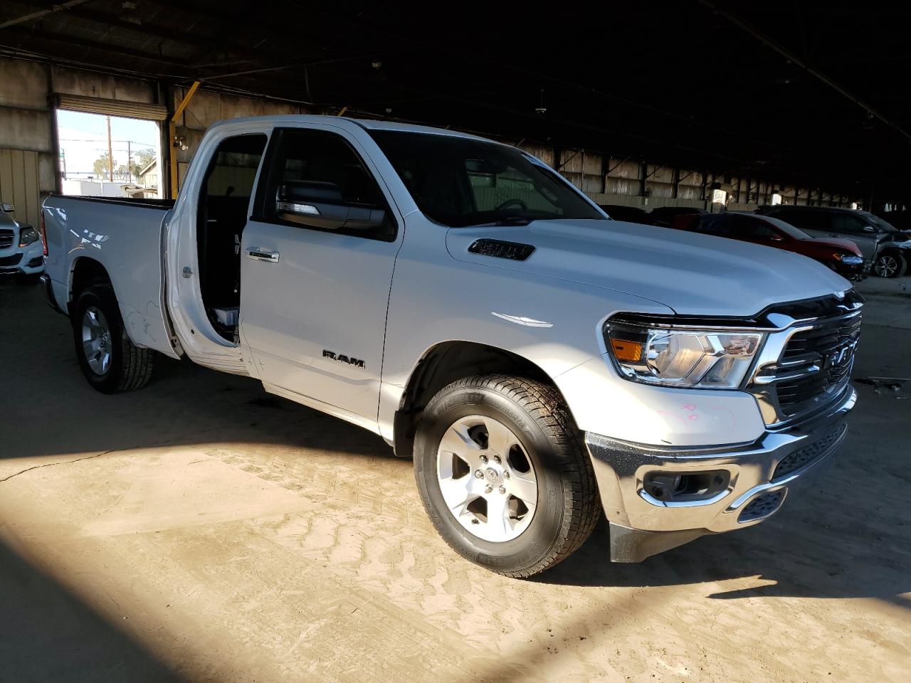 2019 RAM 1500 - Image 4