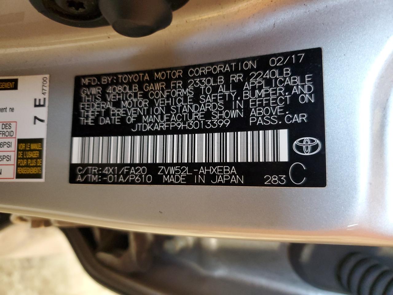 2017 Toyota Prius - Image 13