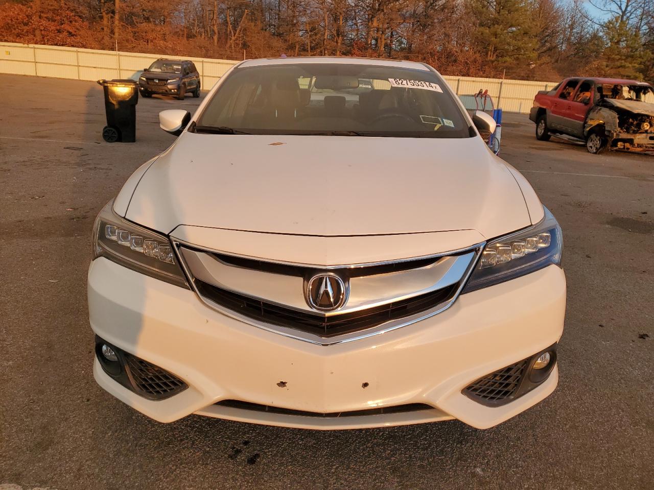 VIN 19UDE2F8XJA005196 2018 ACURA ILX no.5