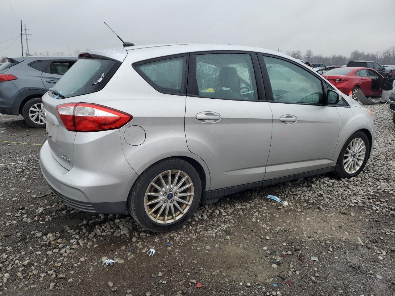 VIN 1FADP5AU9FL121327 2015 FORD CMAX no.3