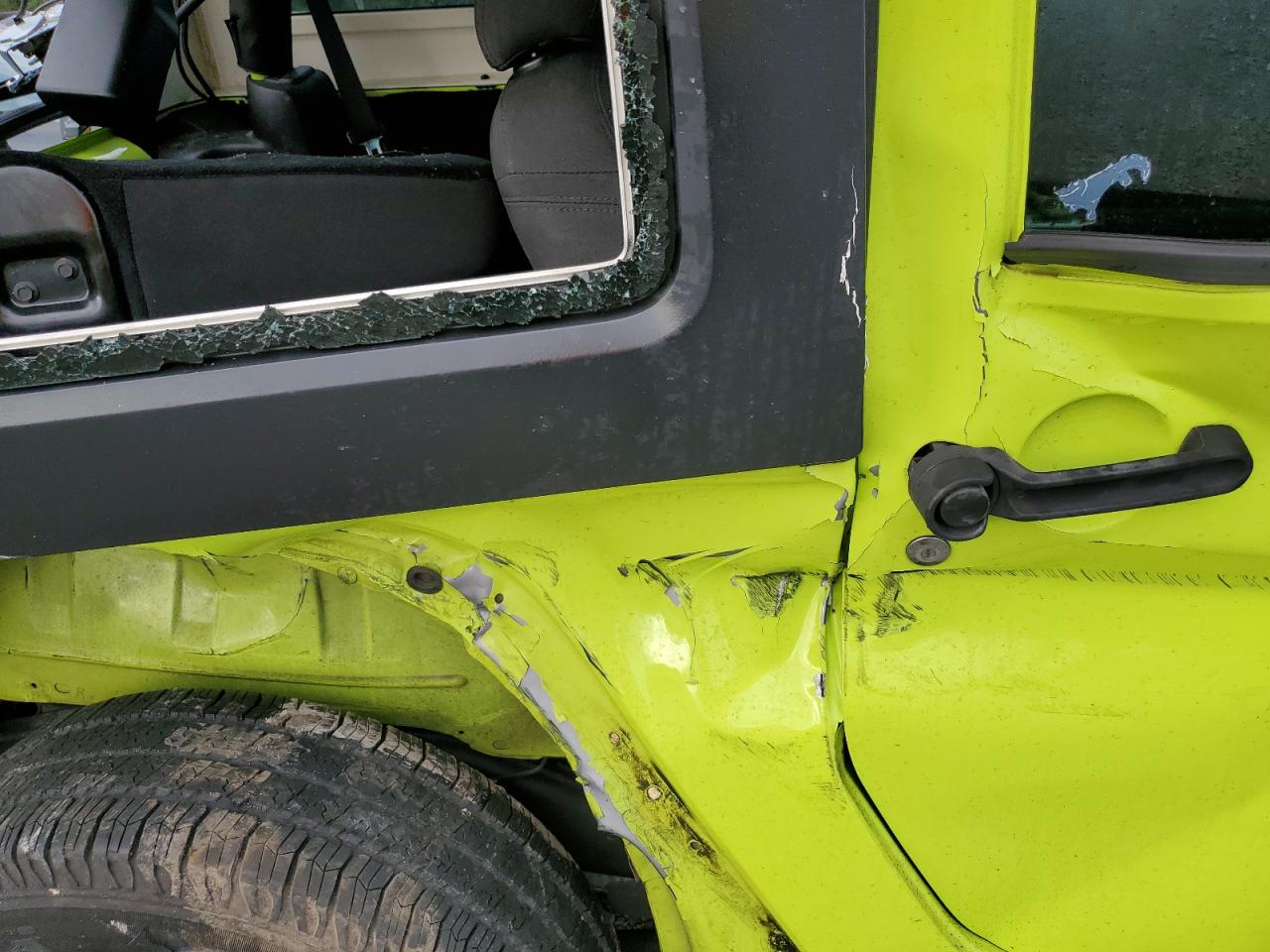 2016 Jeep Wrangler - Image 12
