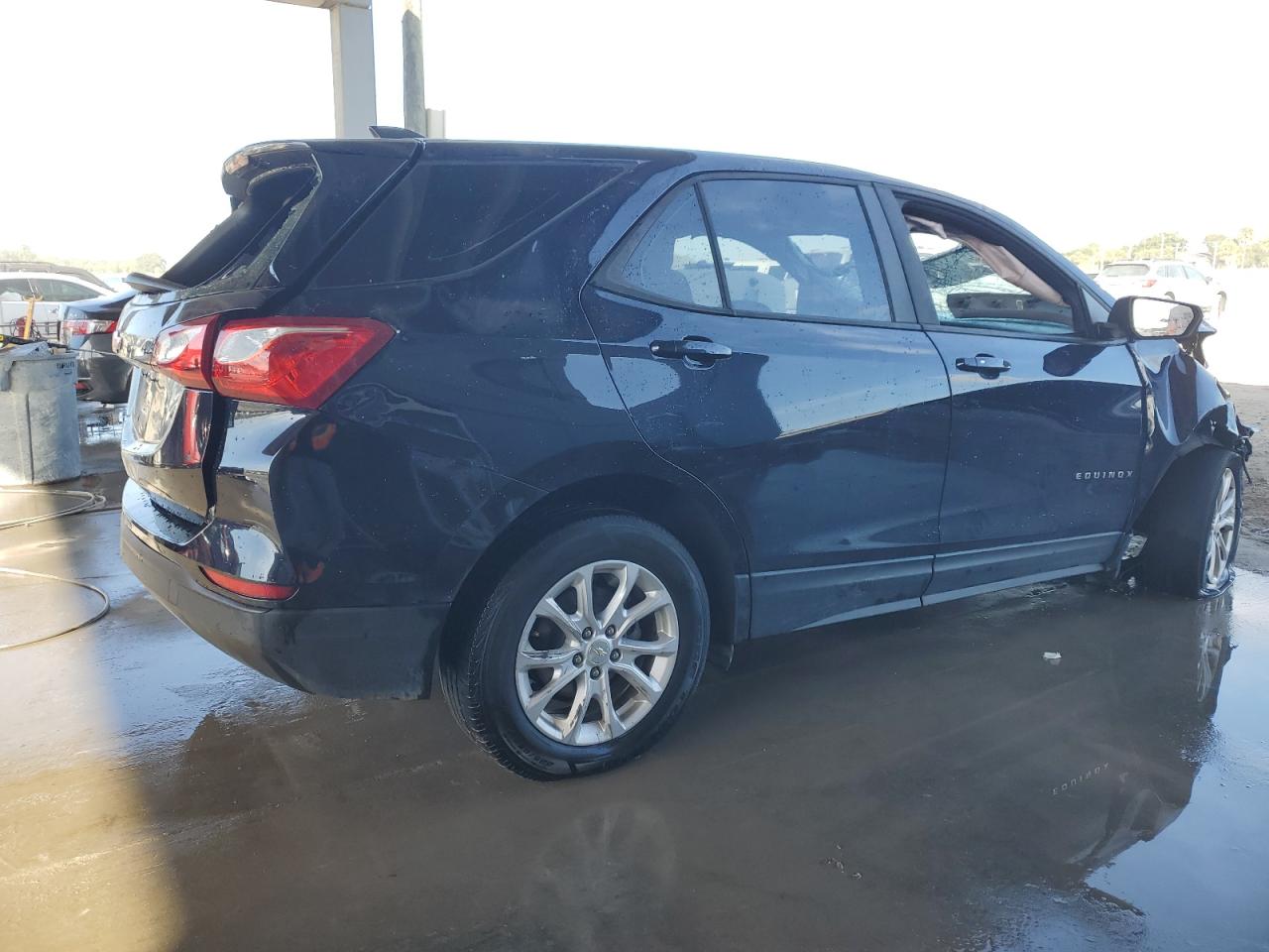 2020 Chevrolet Equinox - Image 3