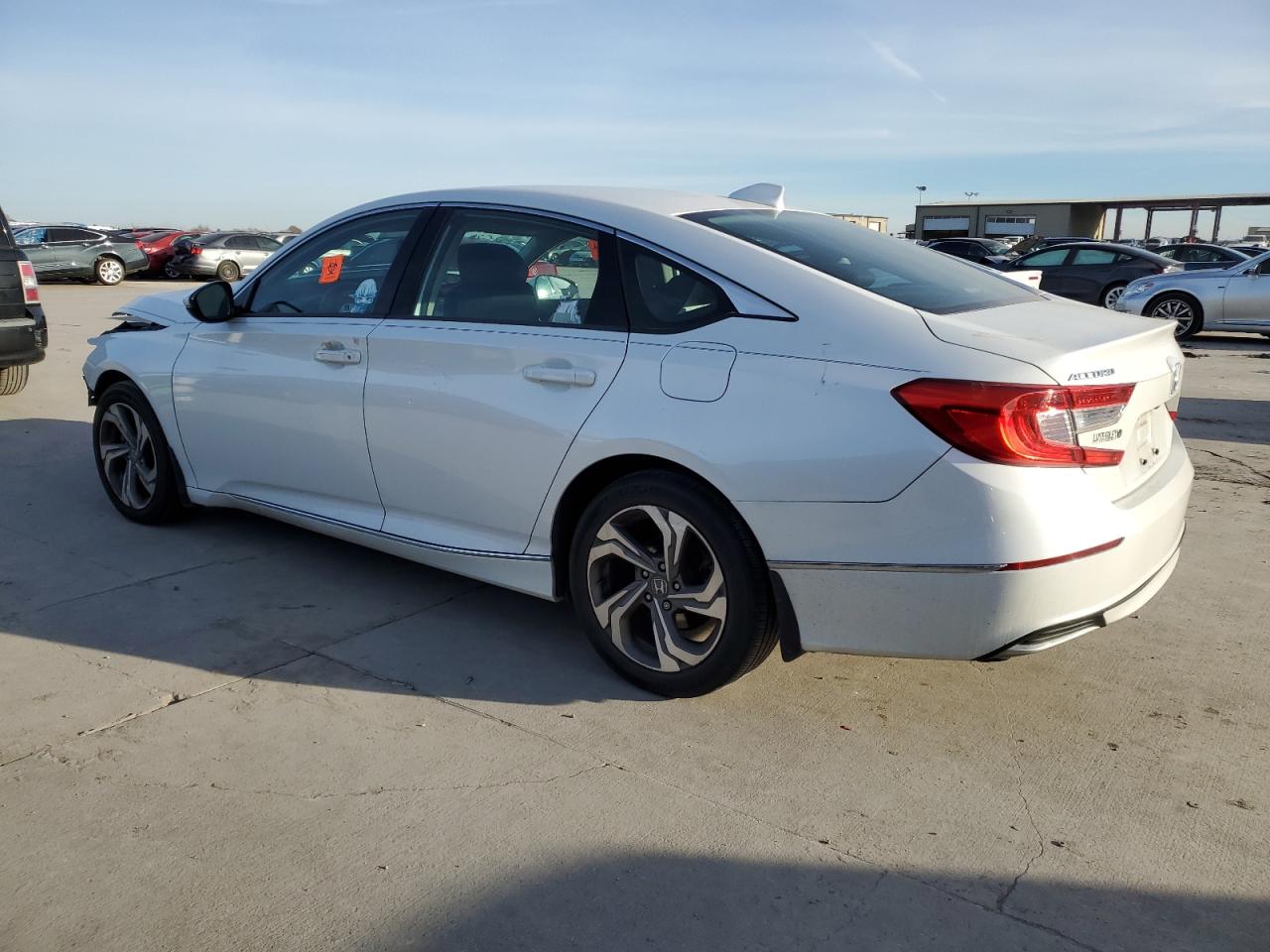 VIN 1HGCV1F46JA205608 2018 HONDA ACCORD no.2