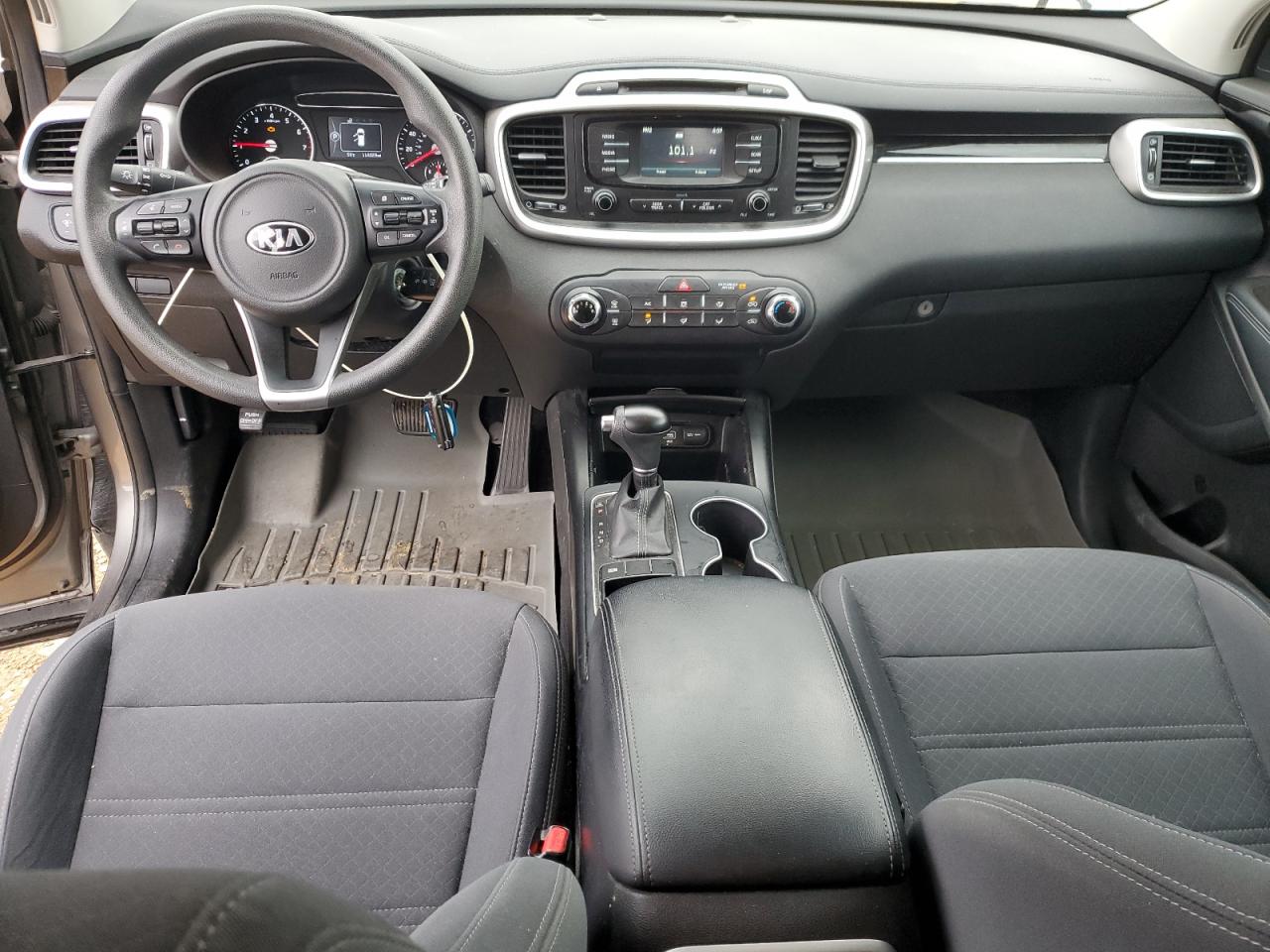 2018 Kia Sorento - Image 8