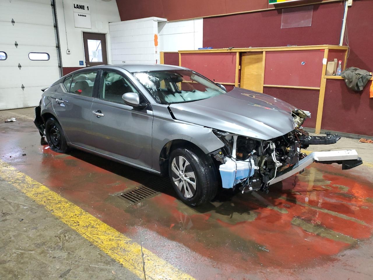 2021 Nissan Altima - Image 4