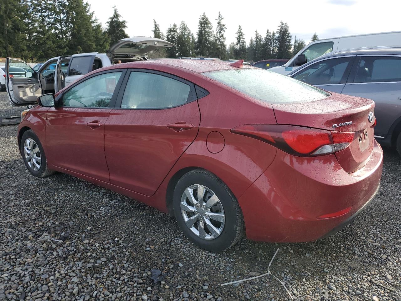 2016 Hyundai Elantra - Image 2