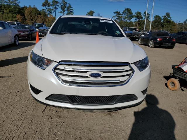  FORD TAURUS 2018 Белый