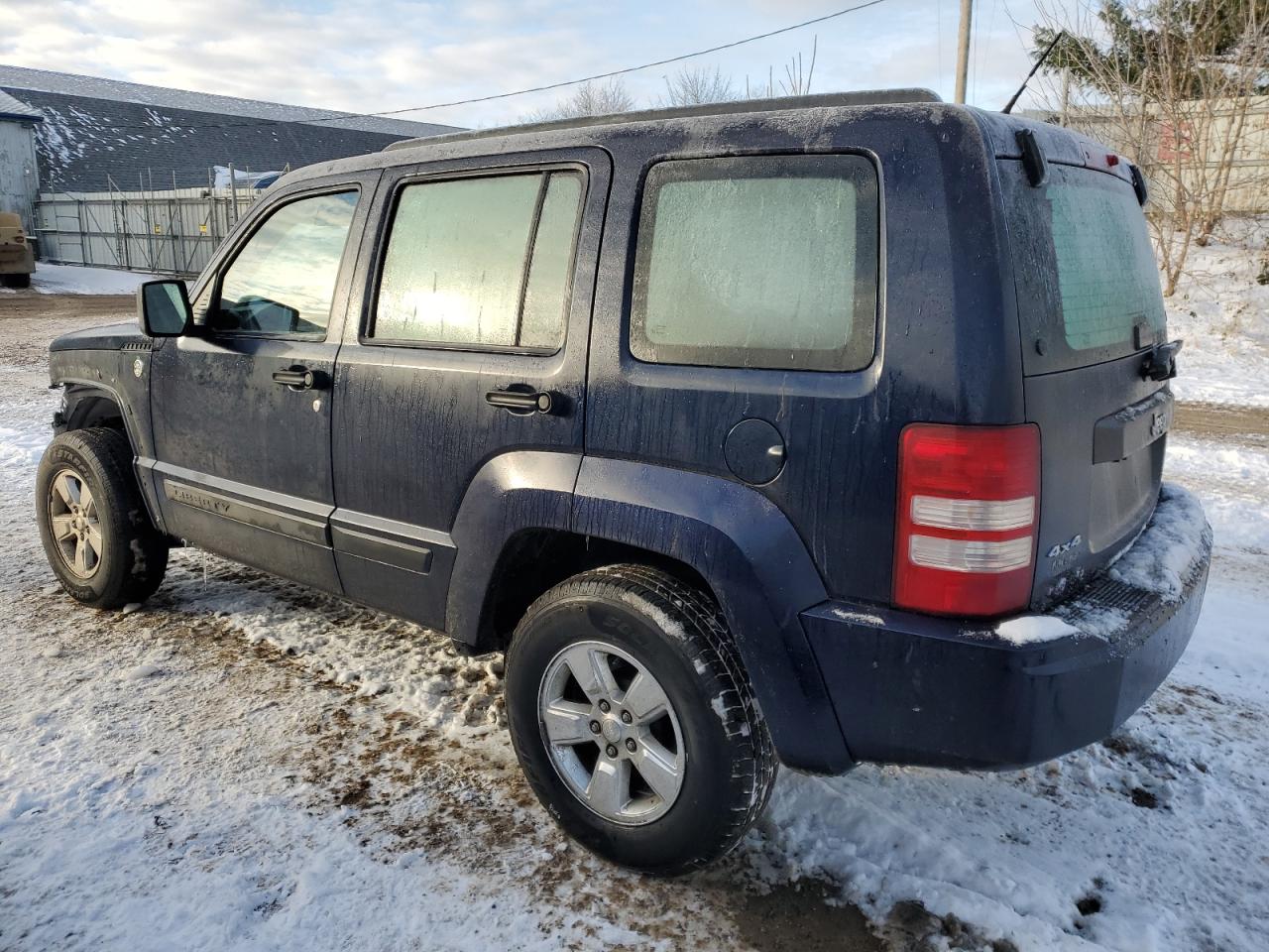 2012 Jeep Liberty (North America) - Image 2