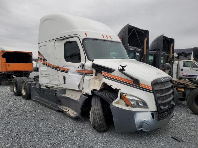 2020 Freightliner Cascadia 126 