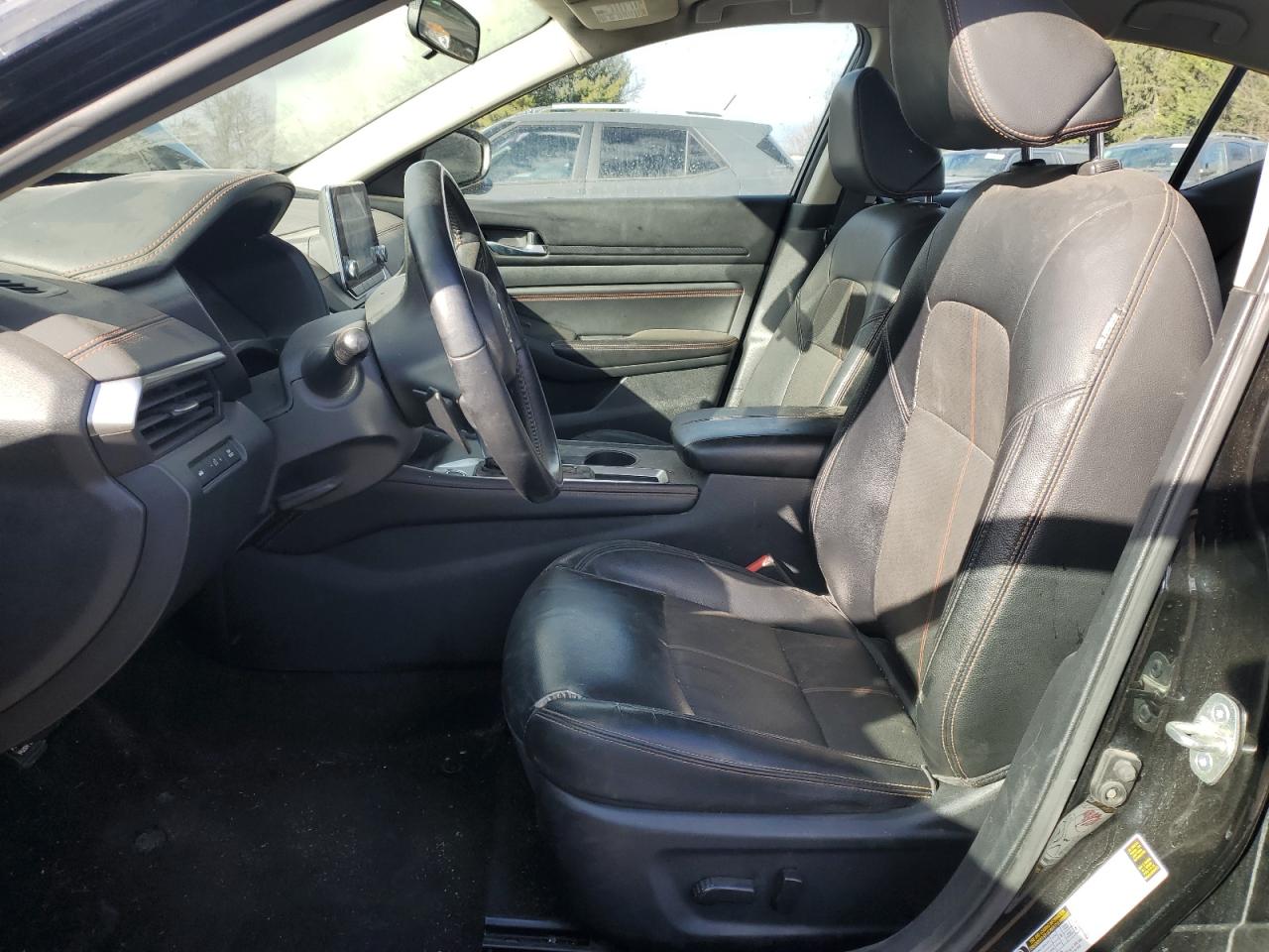 2020 Nissan Altima - Image 7