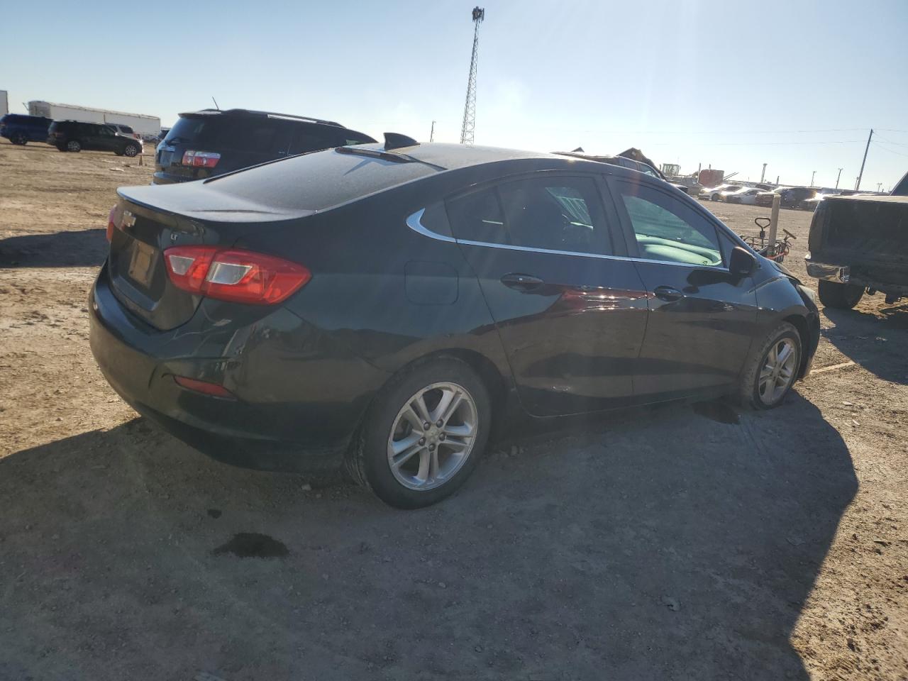 2017 Chevrolet Cruze - Image 3