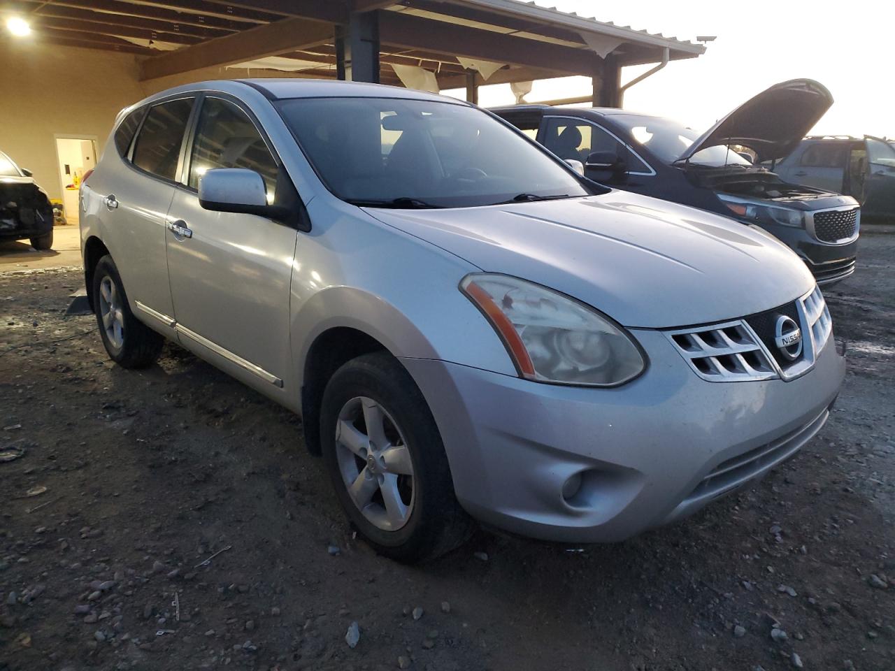 2013 Nissan Rogue - Image 4