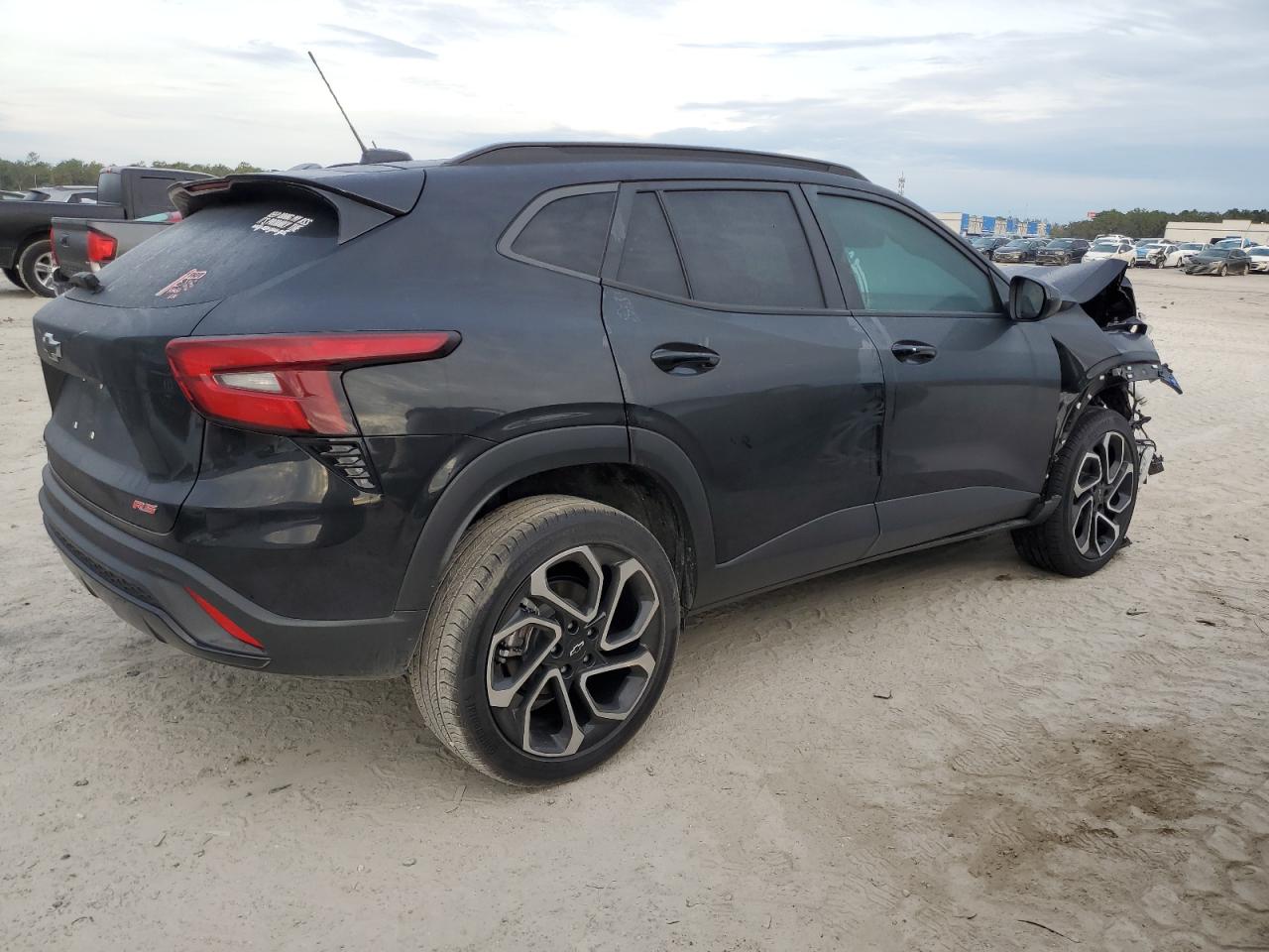 KL77LJE25RC175813 CHEVROLET TRAX 2RS 2024