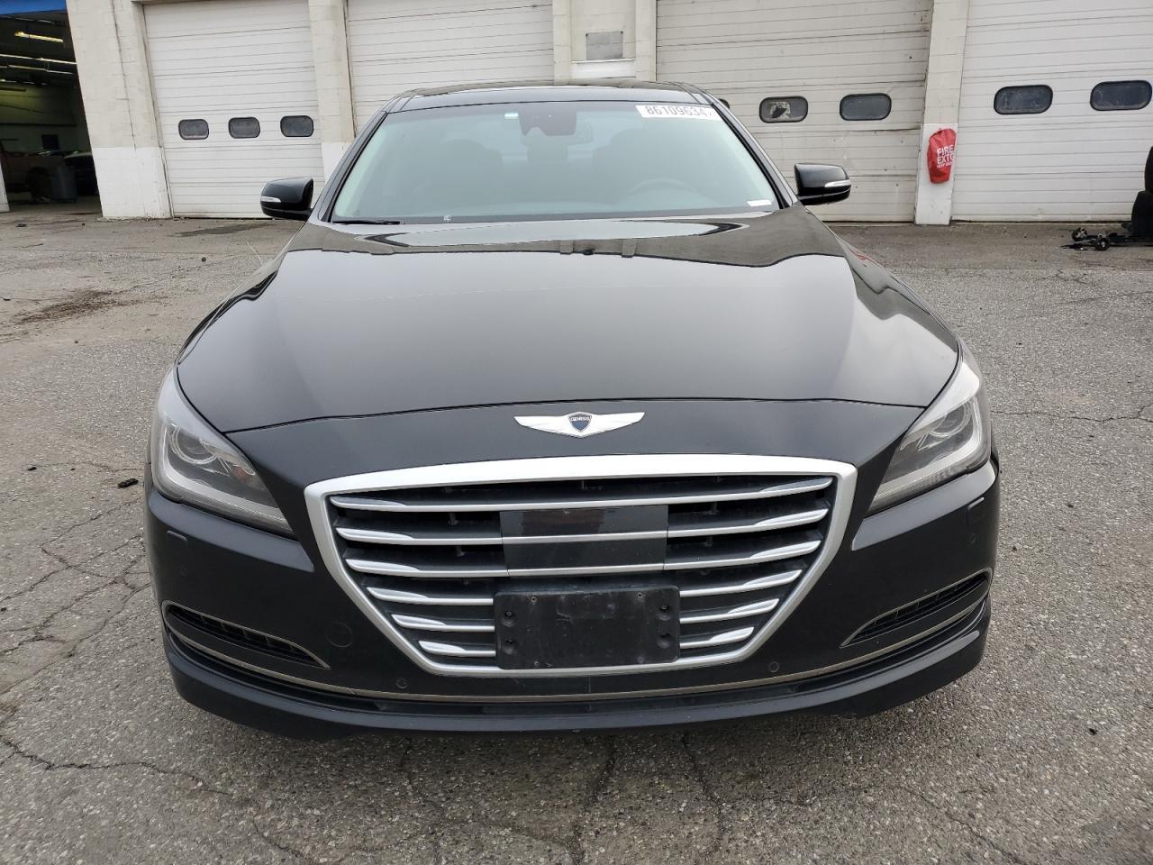 VIN KMHGN4JE2FU016702 2015 HYUNDAI GENESIS no.5