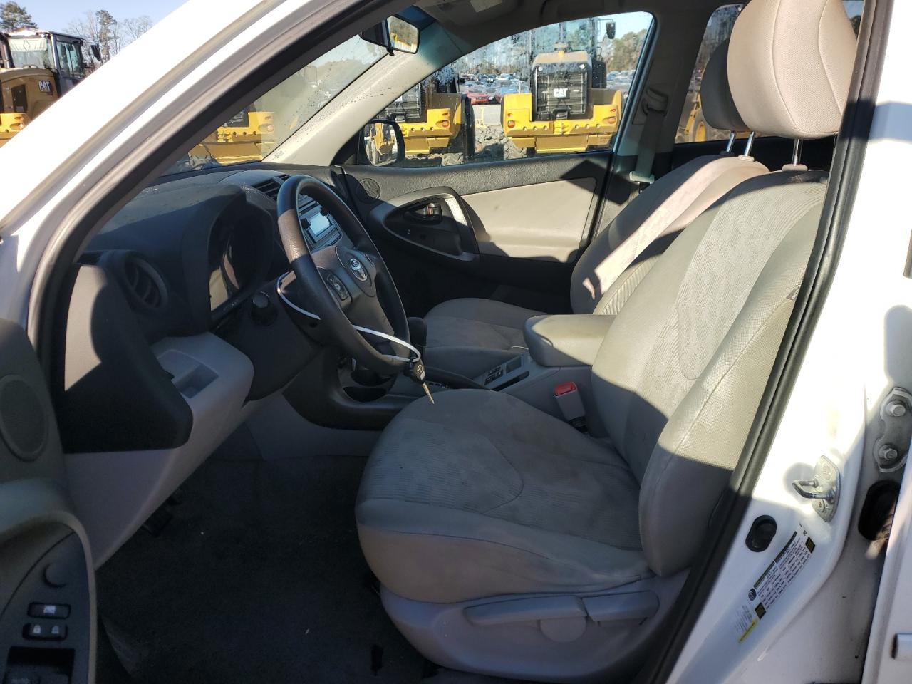 2012 Toyota RAV 4 - Image 7